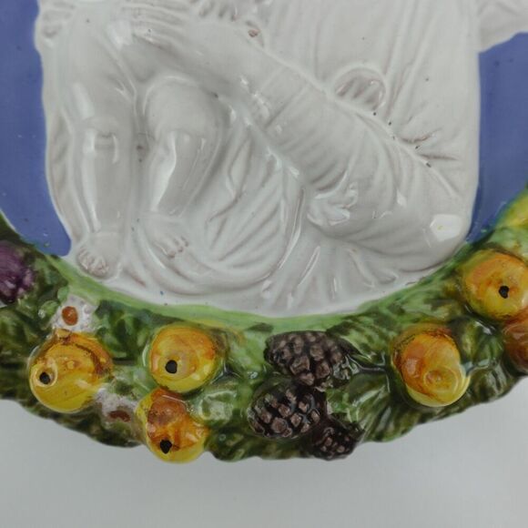 Italian Mary & Jesus with Angels Round Wall Plaque with Fruit Border - Picture 5 of 13
